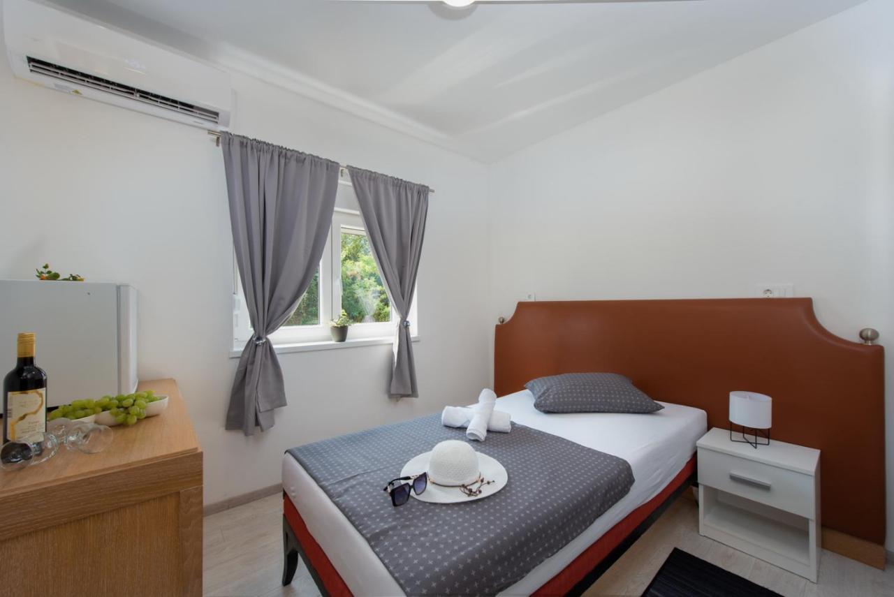 Hotel Potpican Экстерьер фото